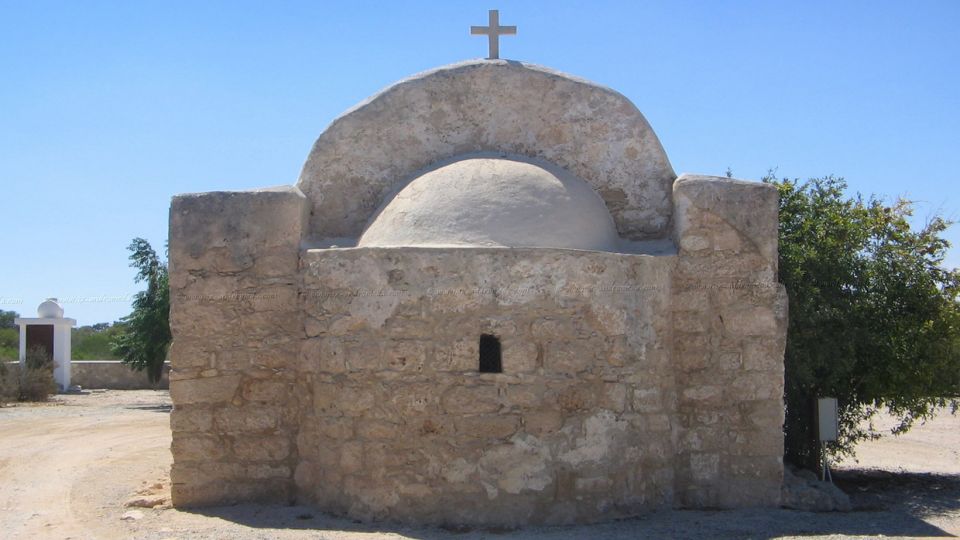 Άγιος Γεώργιος ο Τροπαιοφόρος, εξωκλήσι στο Λιοπέτρι της Αμμόχωστου