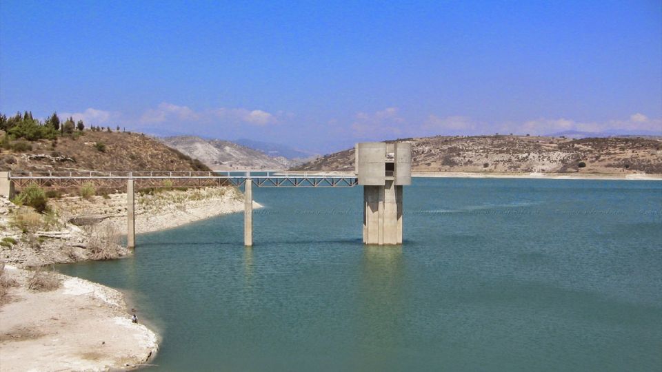 Asprokremos Dam in Paphos District
