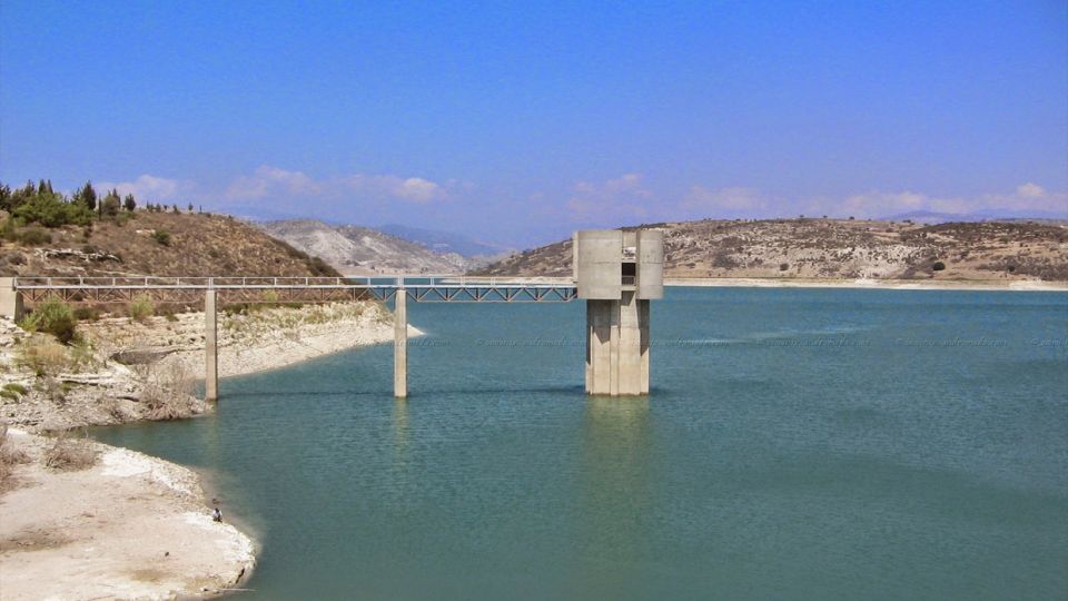Το φράγμα Ασπρόκρεμμου στην επαρχία Πάφου
