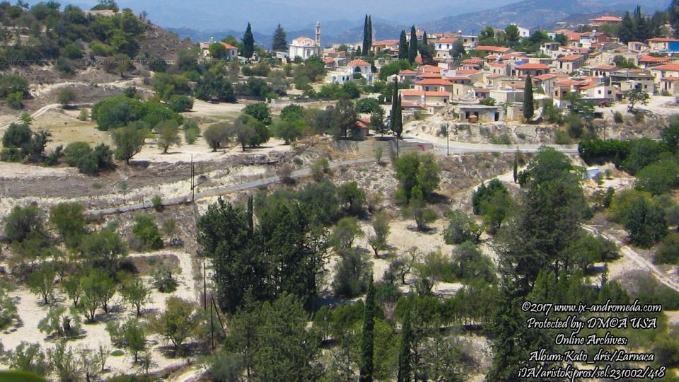 Το χωριό Κάτω δρυς το οποίο συναντούμε στην επαρχία Λάρνακας