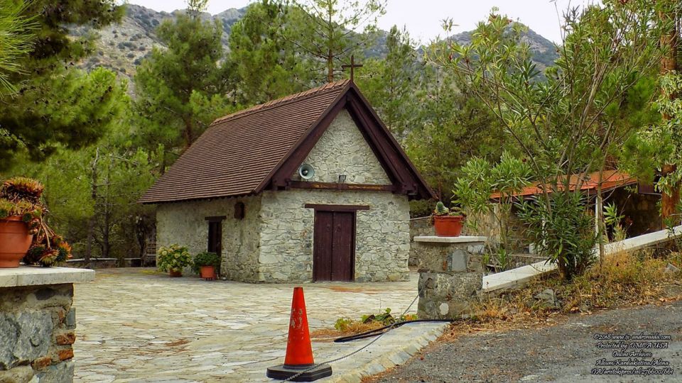 Η Παναγία η Καρδακιώτισσα, η προστάτιδα του χωριού Άλωνα