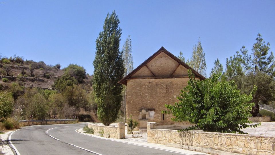 Ιερός Ναός Αγίου Αντωνίου στις Κέδαρες