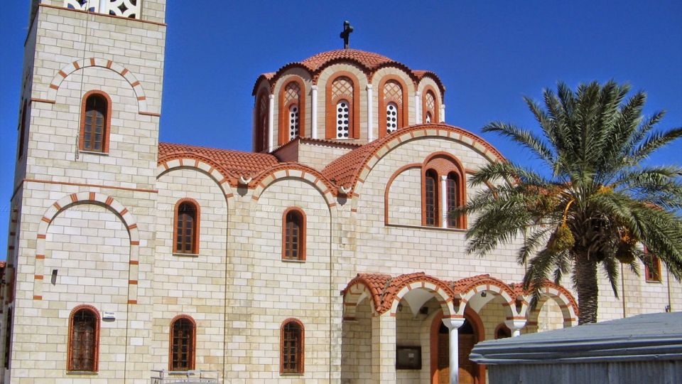 Ο Ι.Ν Αγίου Μάμα σε προσφυγικό οικισμό στην Λακατάμια