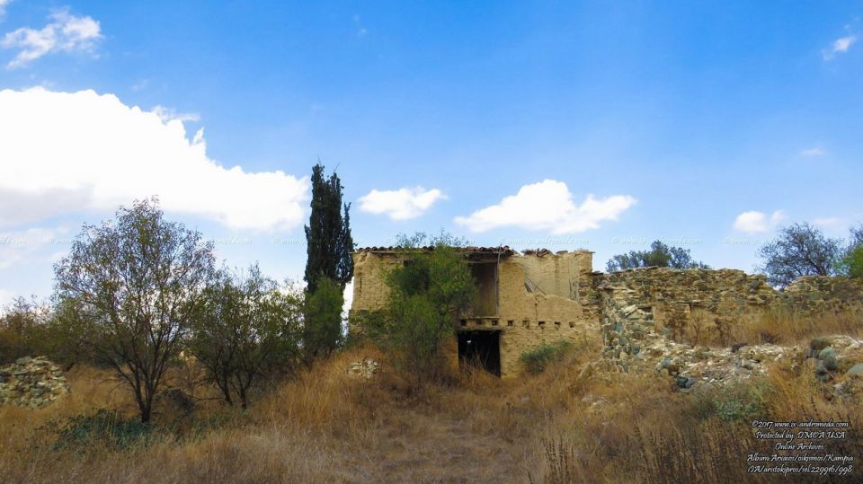 Ακόμα ένας αρχαίος οικισμός εξαφανίζεται στην πάροδο του χρόνου και στην αδιαφορία μας