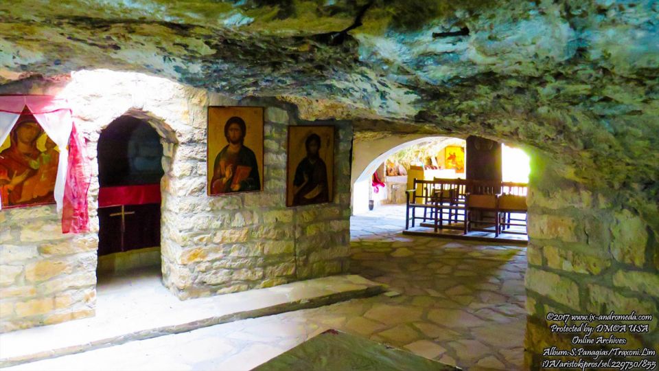 Το σπήλαιο - εξωκλήσι Παναγία Χρυσοσπηλιώτισσα στο χωριό Τραχώνι της Λεμεσού