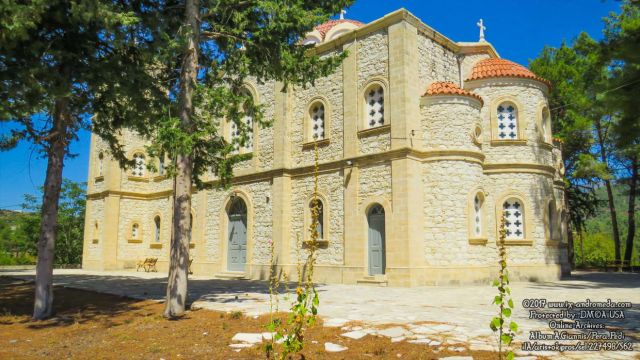 Ο επιβλητικός Ναός Αγίου Ιωάννη του Θεολόγου στο Πέρα Πεδί Λεμεσού