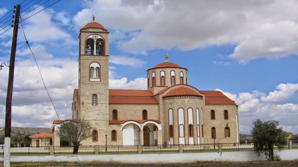 Agia Marina Holy Church in Analiontas