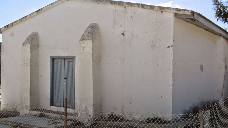 Agia Marina’s forgotten chapel in Alaminos