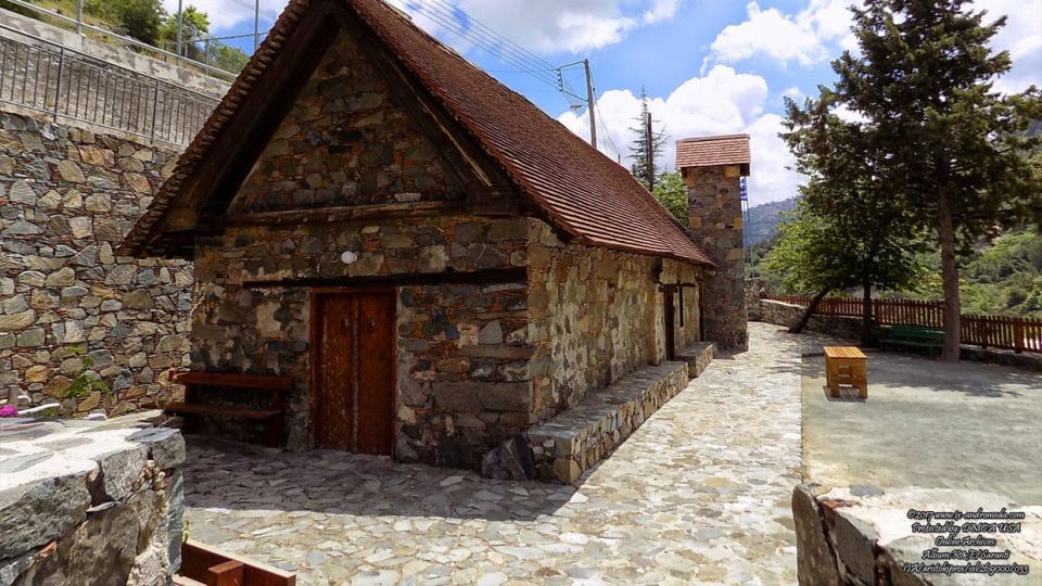 Ι. Ν. Κωνσταντίνου και Ελένης στο χωριό Σαράντι της Πιτσιλιάς