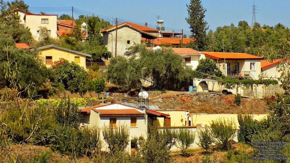 Καλιάνα το πανέμορφο χωριό της Σολέας με τις πολλές αρχιτεκτονικές γραμμές του