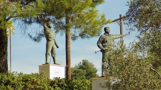 Ηρώο Χαράλαμπος Πεττεμερίδης - Ανδρέας Πατσαλίδης