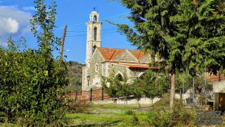 Ι. Ν. Παναγίας Χρυσελεούσας - Πραστειό Κελλακίου 