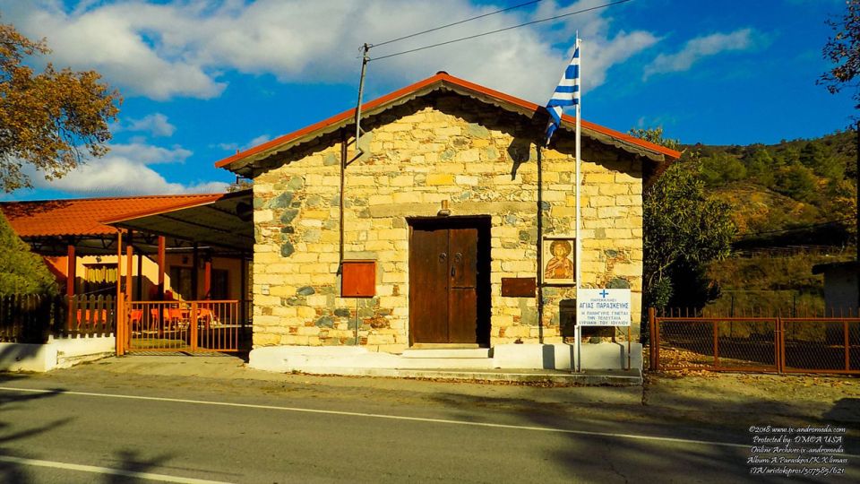 Το εξωκλήσι που είναι αφιερωμένο στην Αγία Παρασκευή στο Καλό Χωριό Λεμεσού