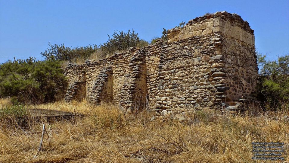 Ο παλιός πετρόκτιστος Νερόμυλος Ορούντας "χάθηκε" κάτω από την άγρια βλάστηση