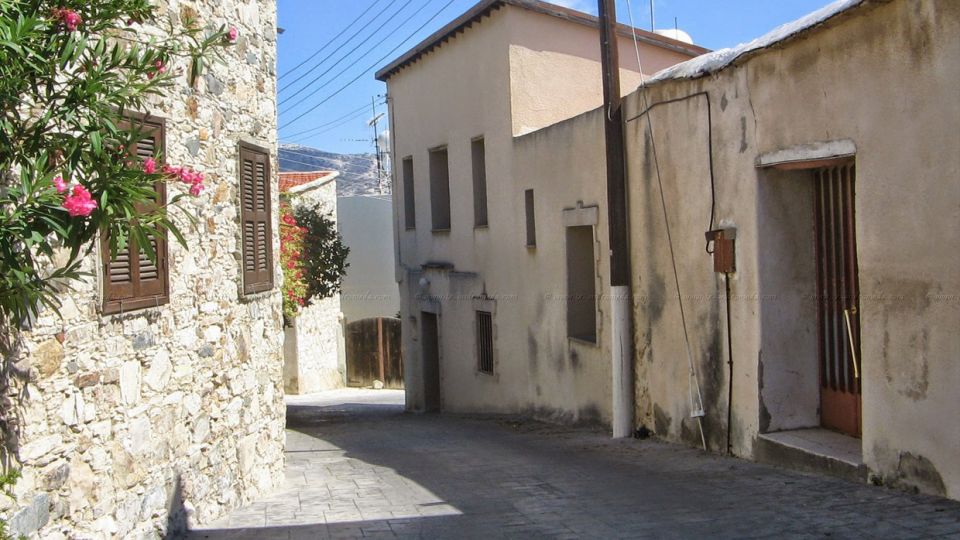 Αυτή είναι η μία όψη του χωριού υπάρχει και η... άλλη