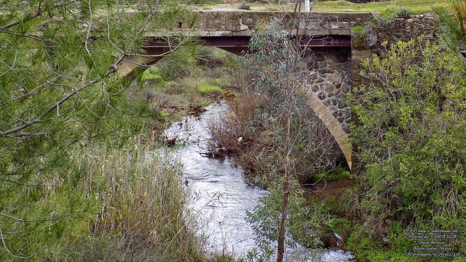 Το παλιό γεφύρι στον ποταμό Γιαλιά στην περιοχή Λυθροδόντα
