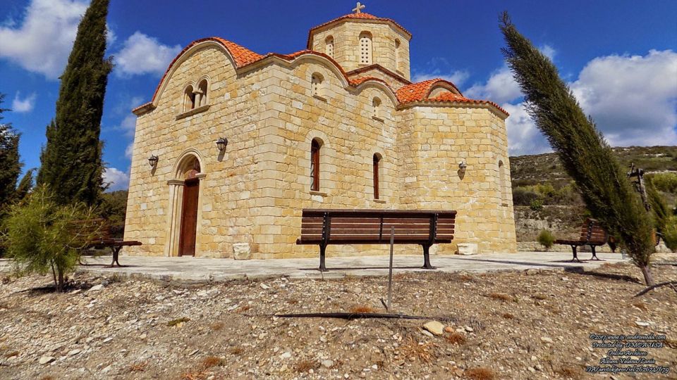 Το εξωκλήσι της Παναγίας Βαλανά με την θαυματουργή εικόνα