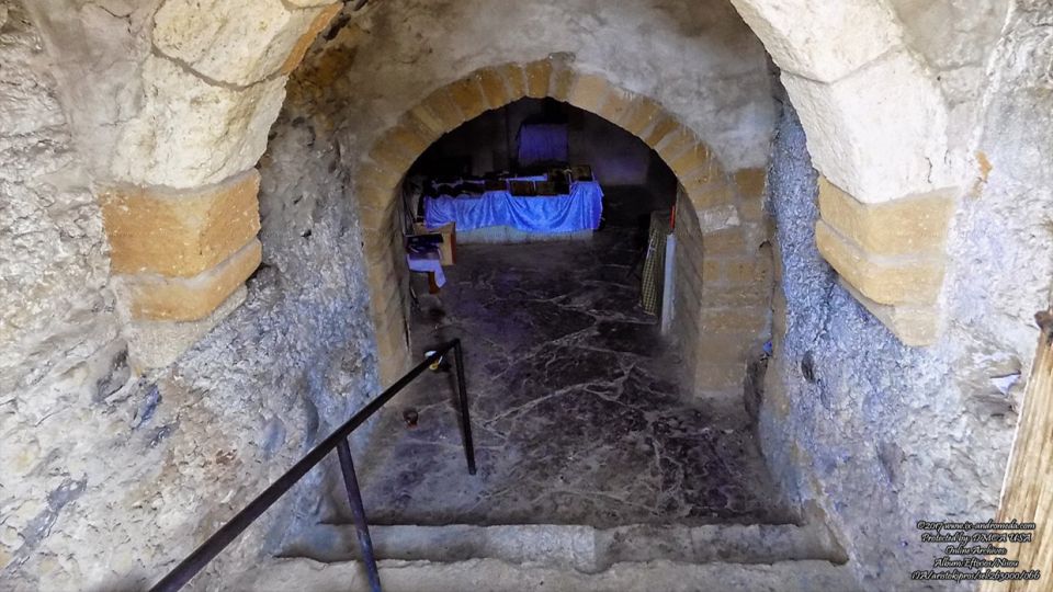 Η Κατακόμβη τάφος του Αγίου Ευτύχιου στην Νήσου
