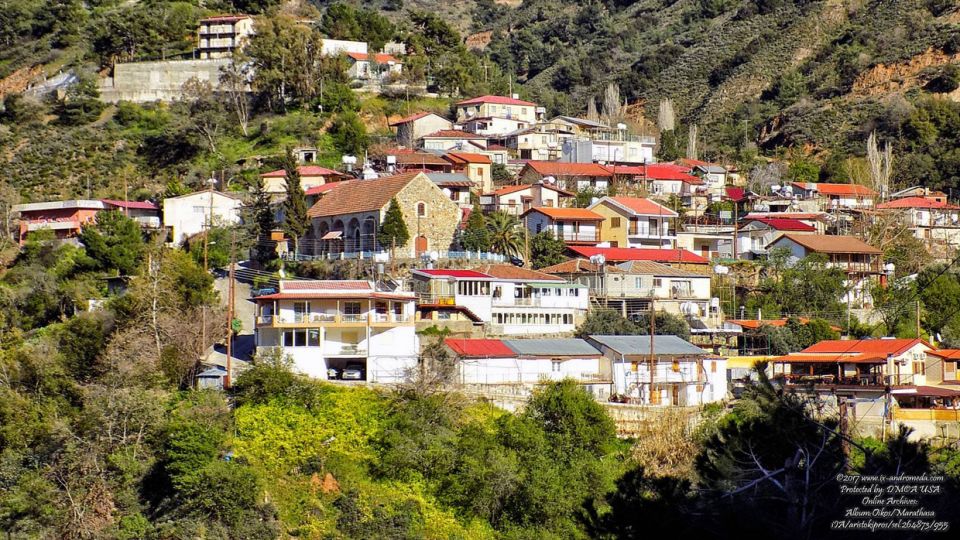 Οίκος Μαραθάσας, ένα πανέμορφο χωριό κτισμένο σε μια πανέμορφη κοιλάδα
