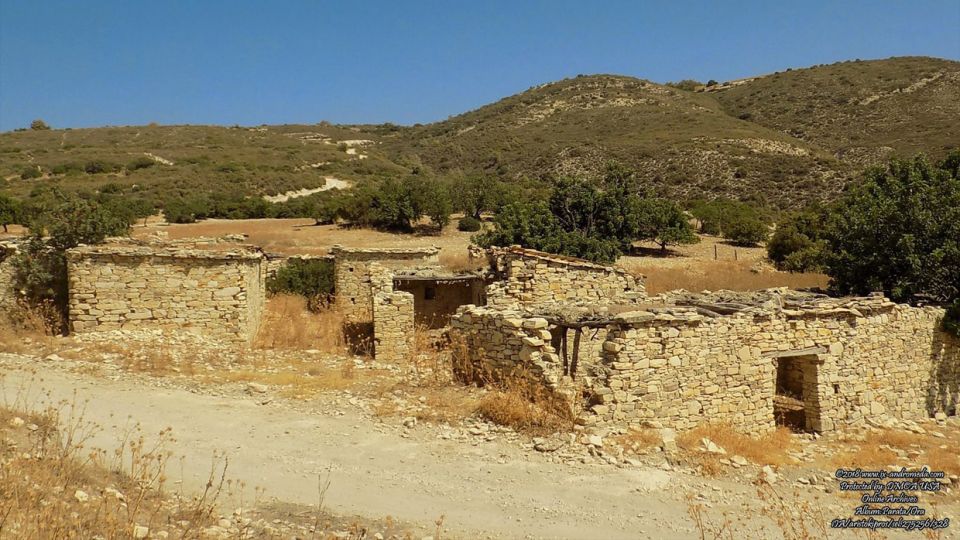 Parsata, the abandoned settlement on the periphery of the village of Ora