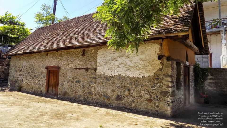 Η Εκκλησία Αγίου Γεωργίου στο χωριό Γαλάτα της Σολέας