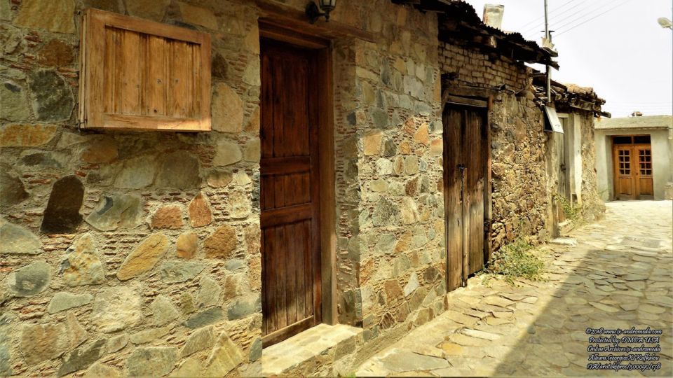 Παραδοσιακή αρχιτεκτονική των ημιορεινών χωριών μας στον Άγιο Γεώργιο Καυκάλου