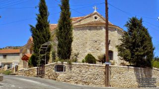 Ιερός Ναός Αρχάγγελος Μιχαήλ - Μιτσερό