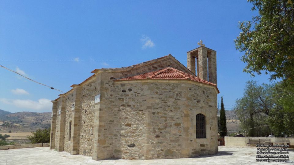 Ο εκ βάθρων ανοικοδομηθείς Ιερός Ναός Αγίου Παντελεήμονα στα Παλιά Χολέτρια της Πάφου
