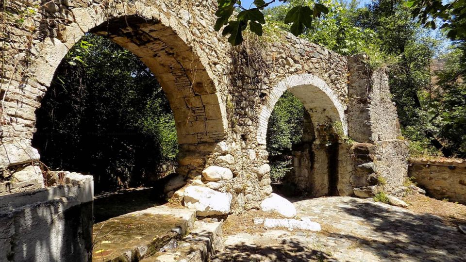 Ο Νερόμυλος της Ροδούς στο χωριό της κοιλάδας σολέας την Γαλάτα αποτελεί ένα πολύ όμορφο προοορισμό