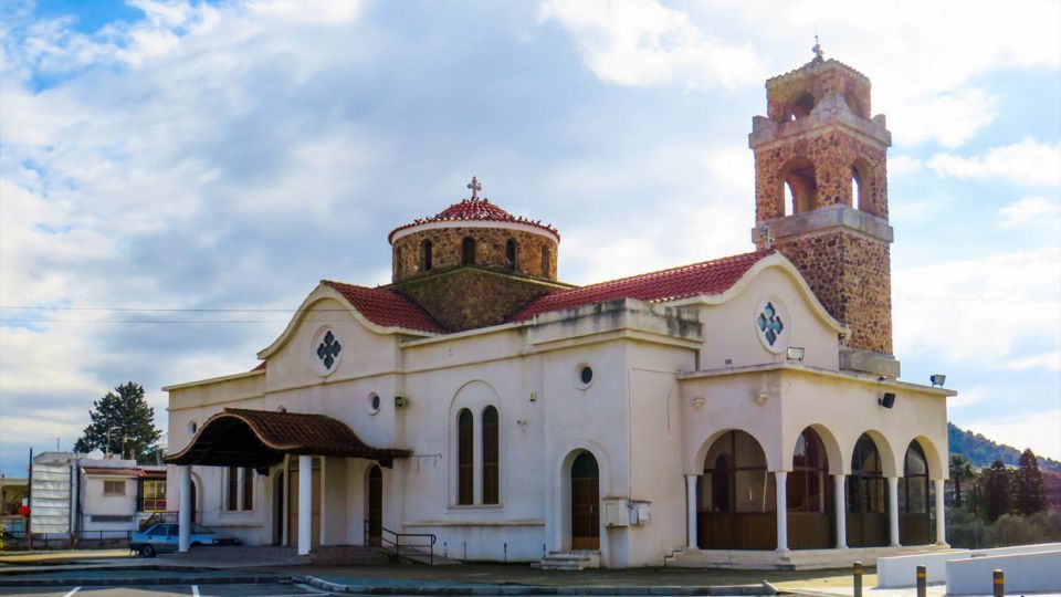 Ιερός Ναός Αγίας Μαρίνας στο χωριό Μοσφιλωτή της επαρχίας Λάρνακας