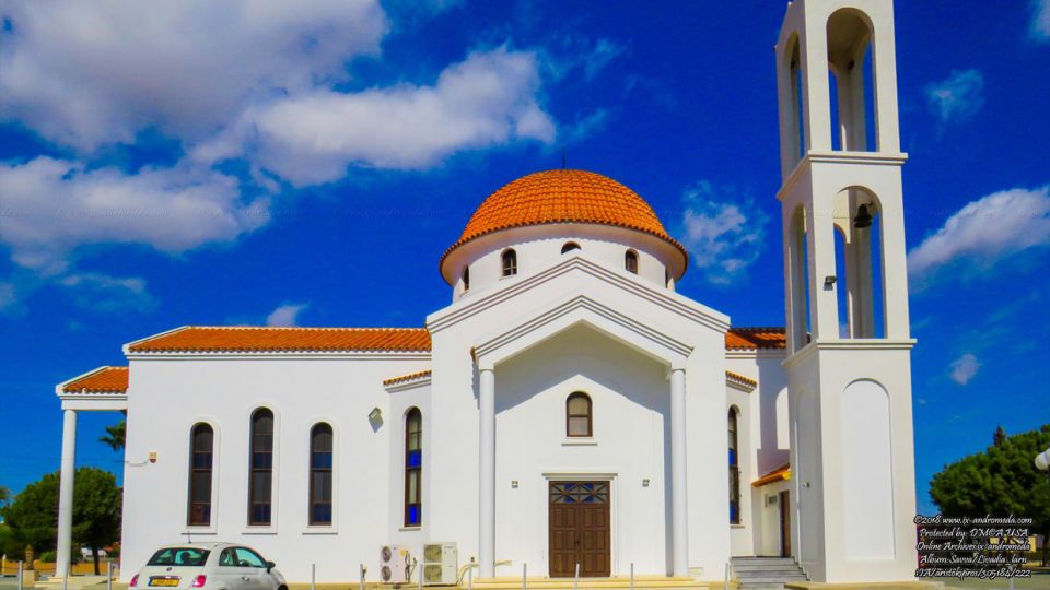 Ο Ιερός Ναός Αγίου Σάββα στο χωριό Λιβάδια ή Λειβάδια της Λάρνακας