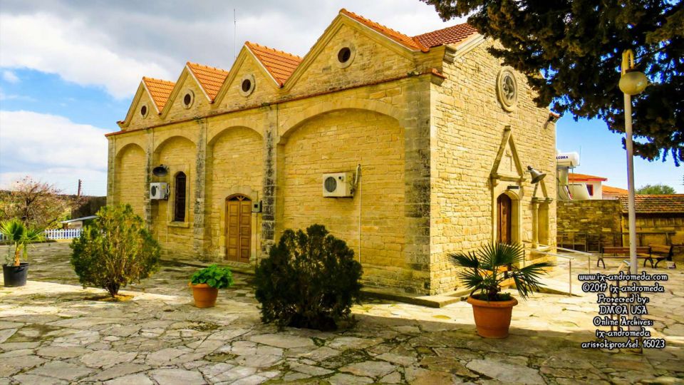 Ο Ιερός Ναός Αγίου Ιωάννου Θεολόγου στο χωριό Πραστειό Αυδήμου